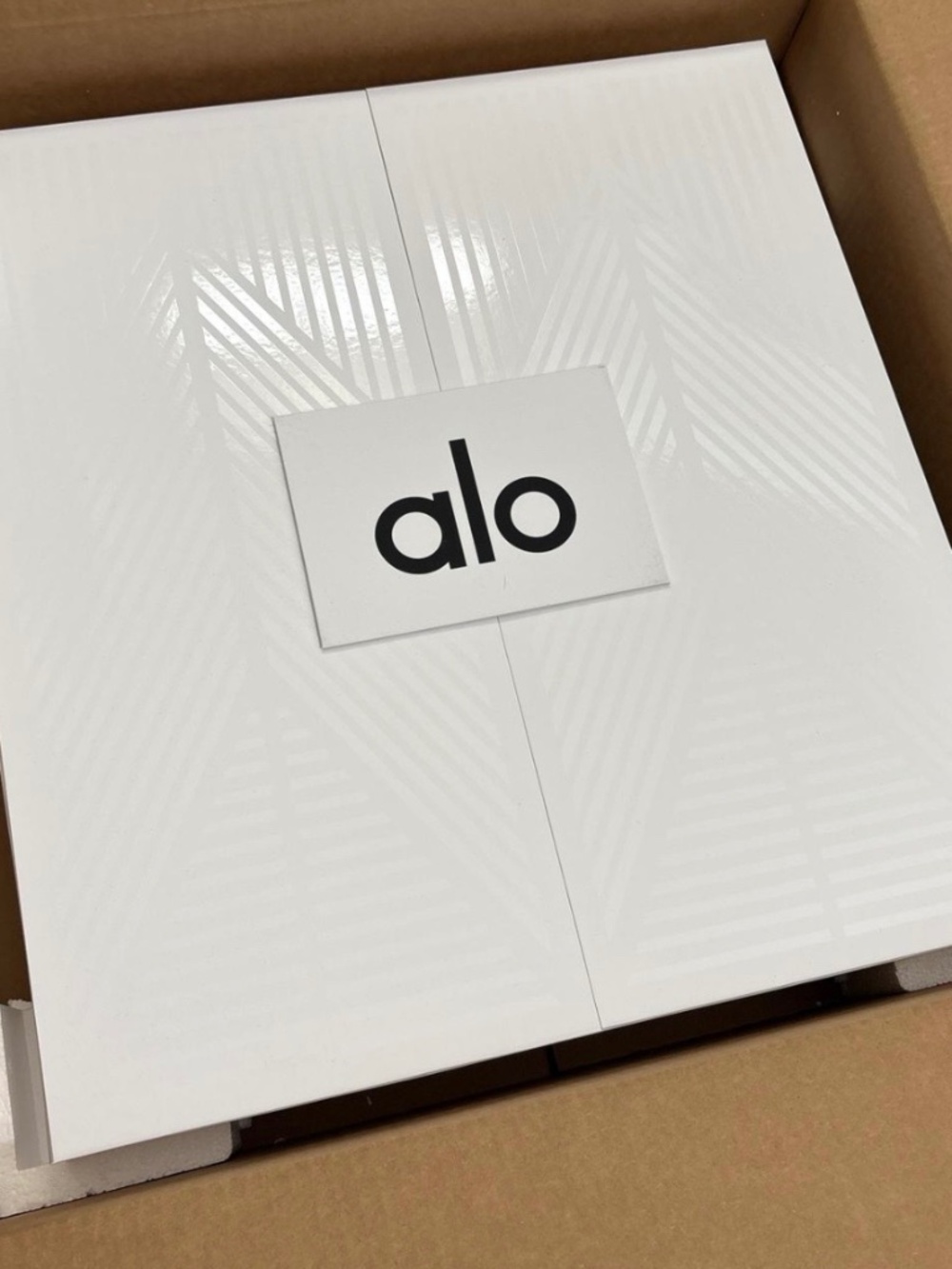 ALO Yoga Advent Calendar *Box Only*